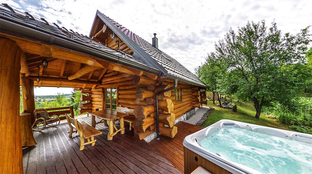 Bear'S Log Villa Seliste Dreznicko Dış mekan fotoğraf