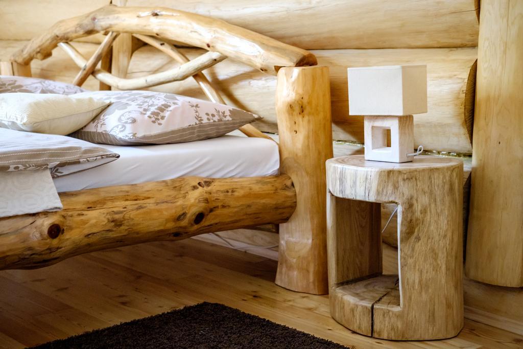 Bear'S Log Villa Seliste Dreznicko Dış mekan fotoğraf