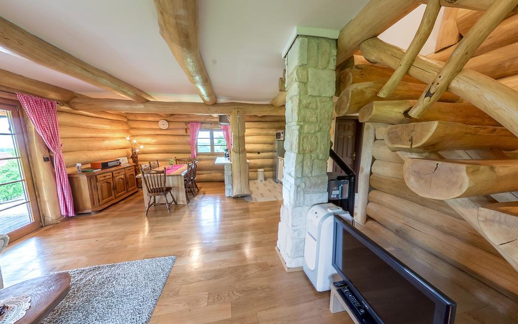 Bear'S Log Villa Seliste Dreznicko Dış mekan fotoğraf